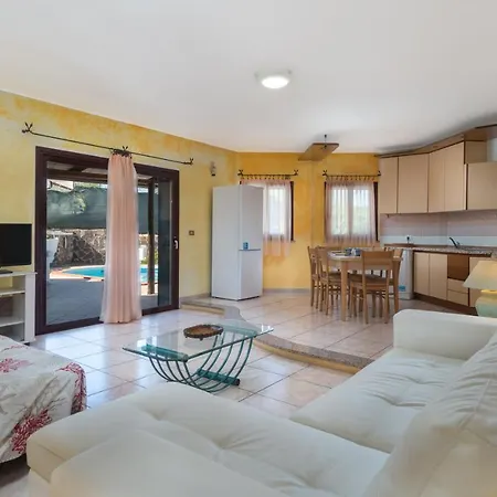 Villa Sardinia Family - Chiara With Private Pool
