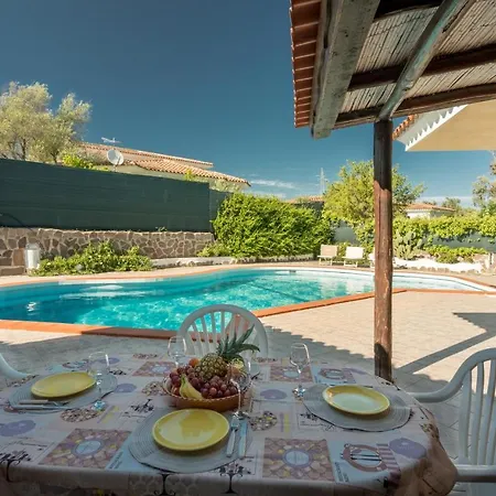 Sardinia Family - Chiara With Private Pool * Arzachena