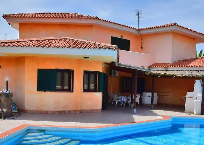Villa Sardinia Family - Chiara With Private Pool Arzachena